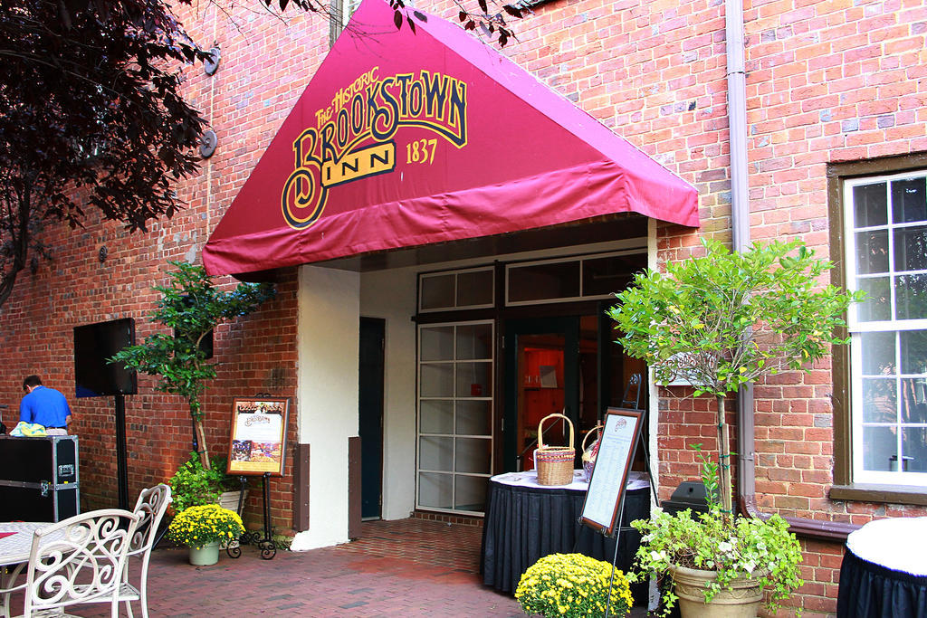 The Historic Brookstown Inn, Trademark Collection By Wyndham Winston-Salem Exterior photo